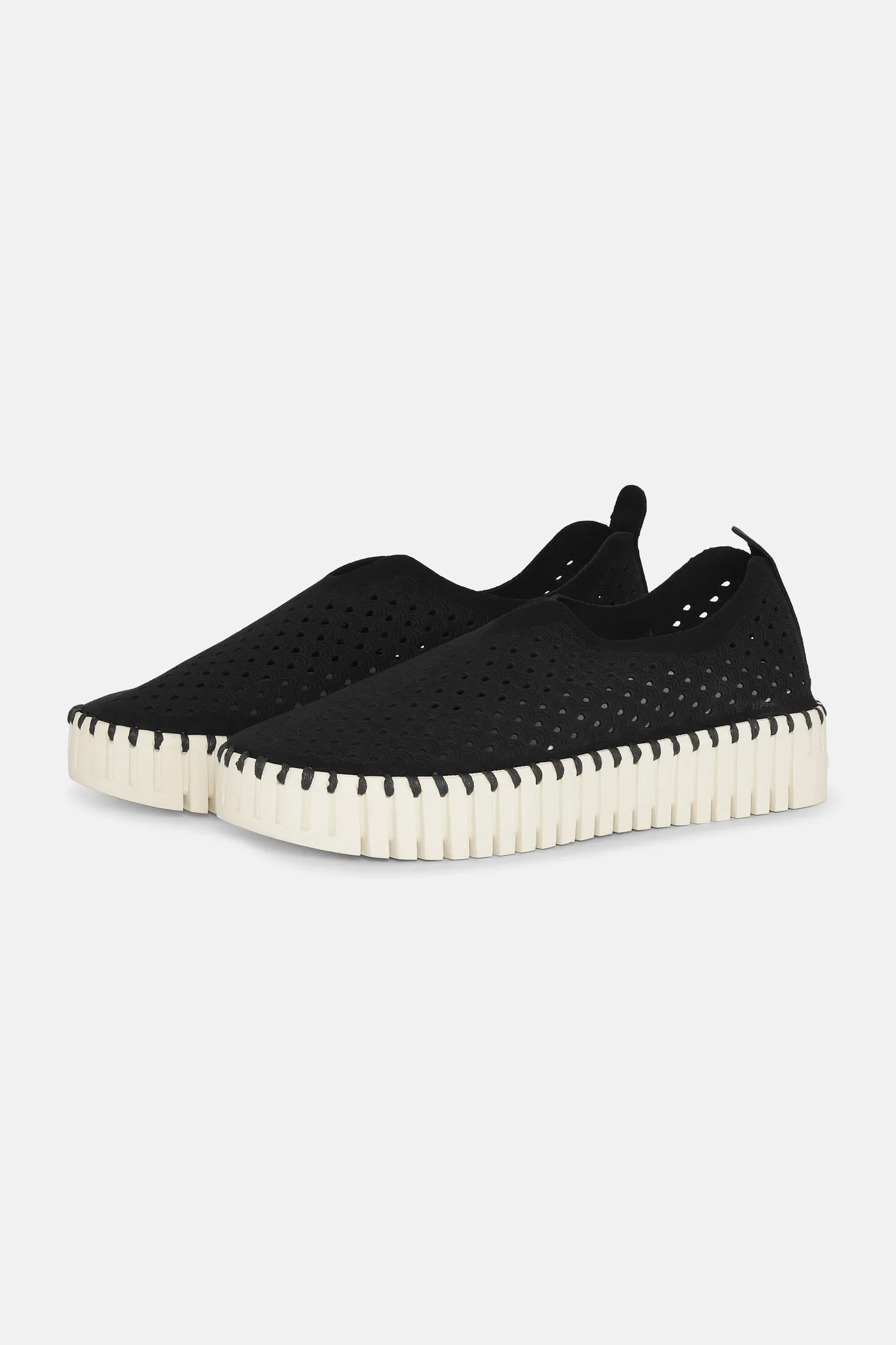 Black Tulip Platform Flats