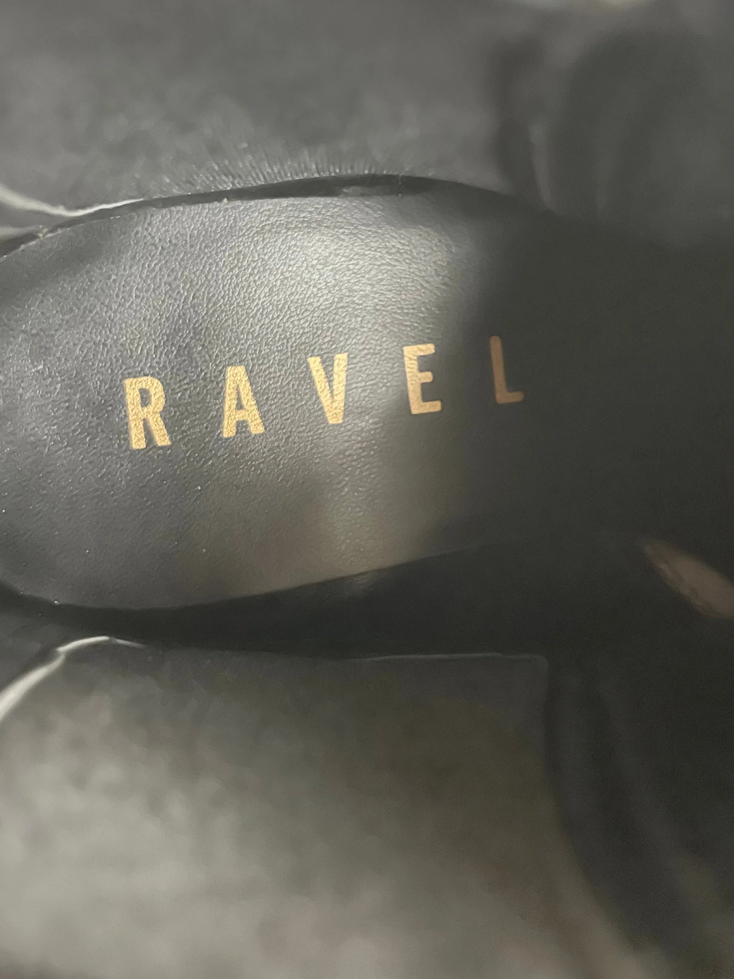 BRAND NEW RAVEL BLACK LEATHER CHELSEA BOOTS SIZE UK 3/35.5
