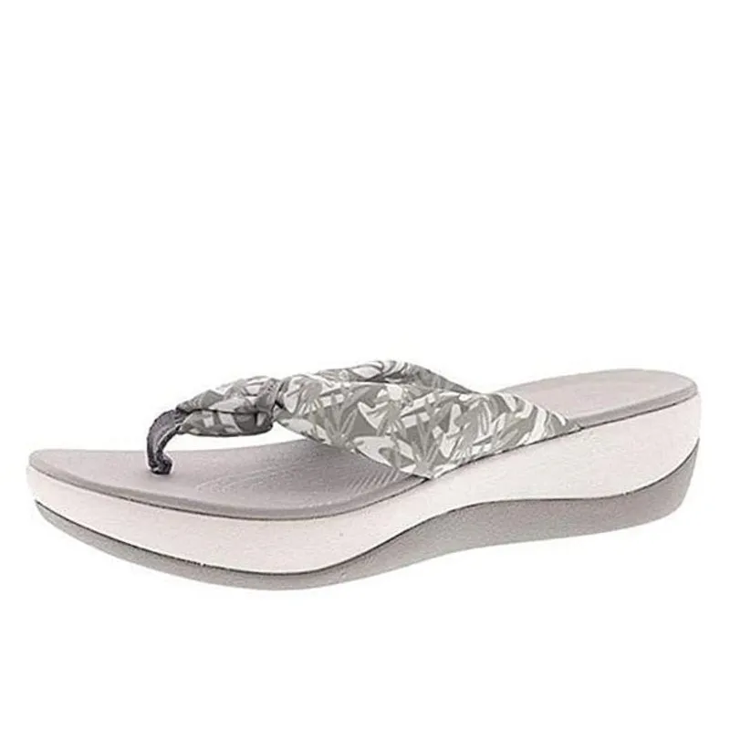 Cuzcare Women Best Flip-Flops Floral Memory Foam Beach Sandals