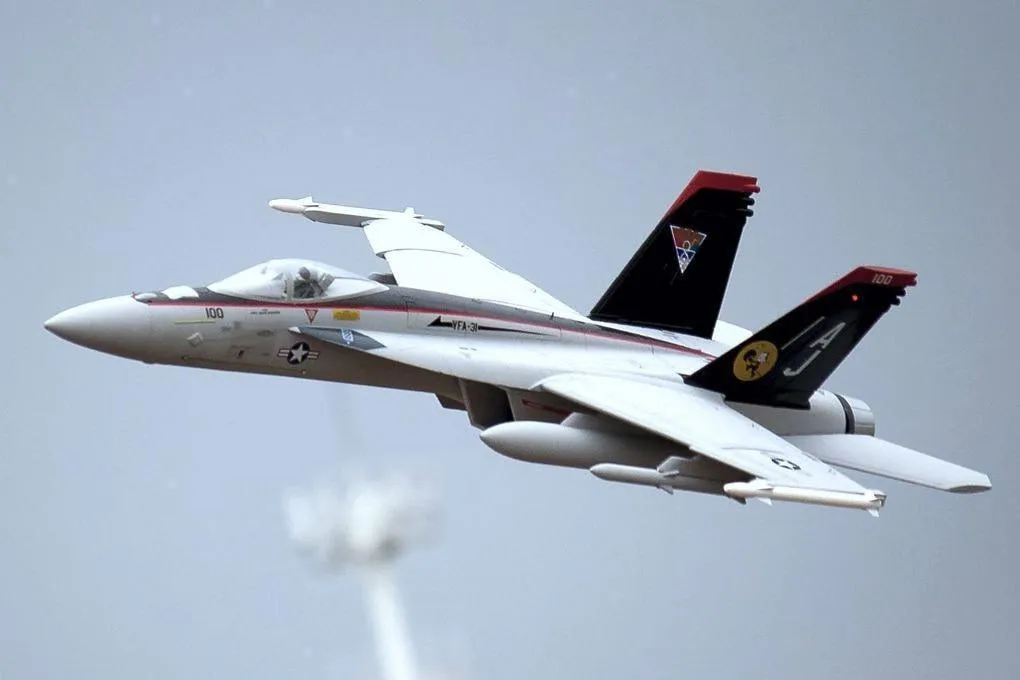 Freewing F/A-18E Hornet V2 90mm EDF Thrust Vectoring Jet - PNP