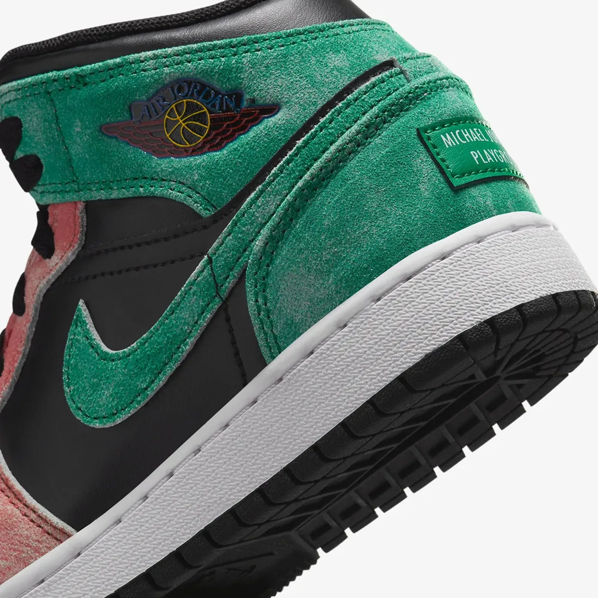 Jordan | AIR JORDAN 1 MID SE (GS)  { BLACK/PINE GREEN-DUNE RED-PINE GREEN