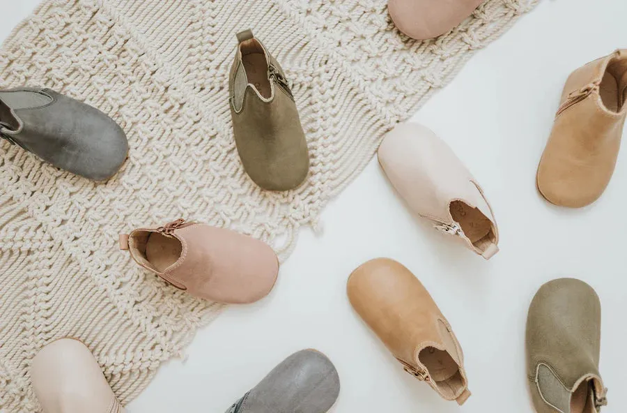 Leather Chelsea Boot | Color 'Sedona Brown' | Soft Sole