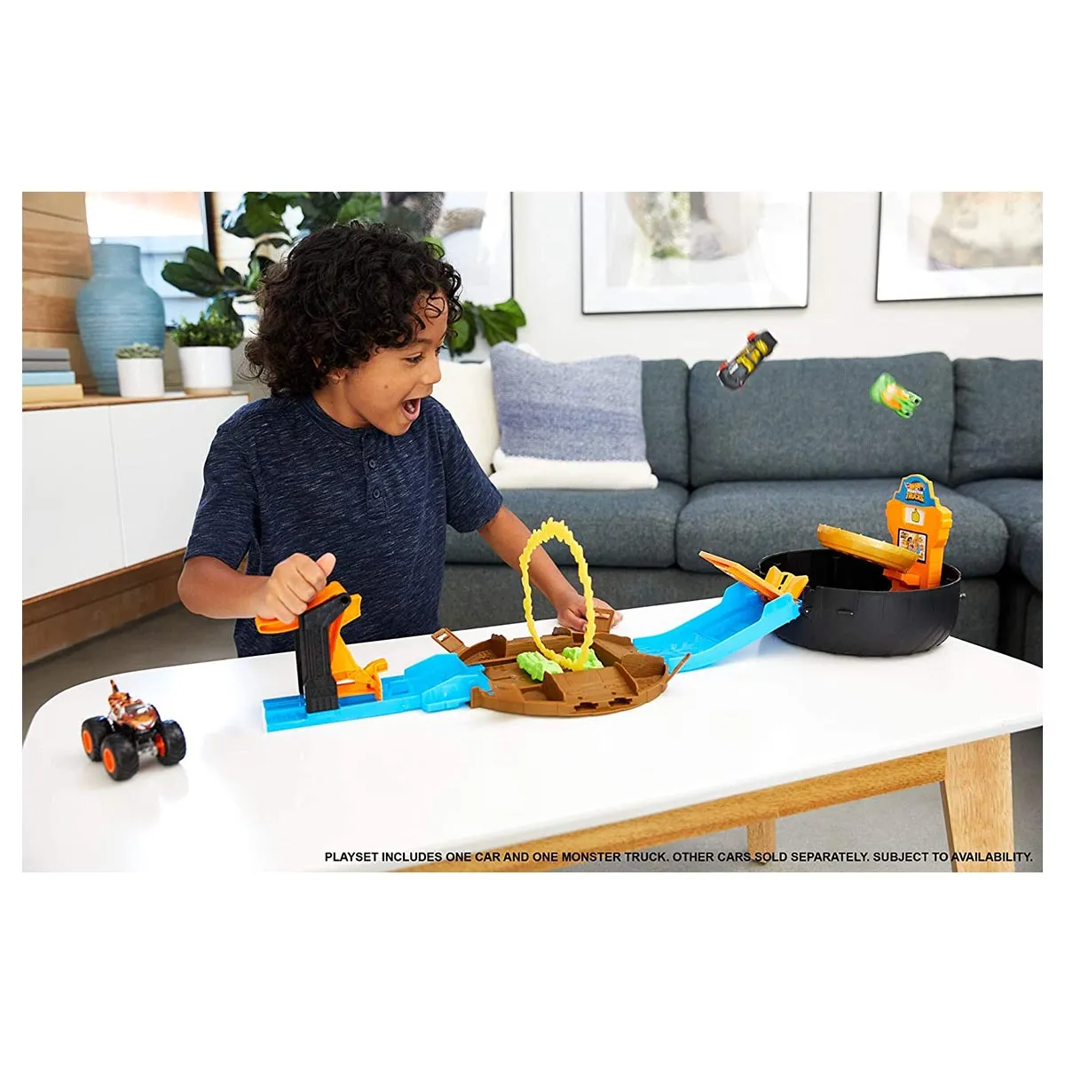 Mattel Hot Wheels Monster Trucks Stunt Tire Set