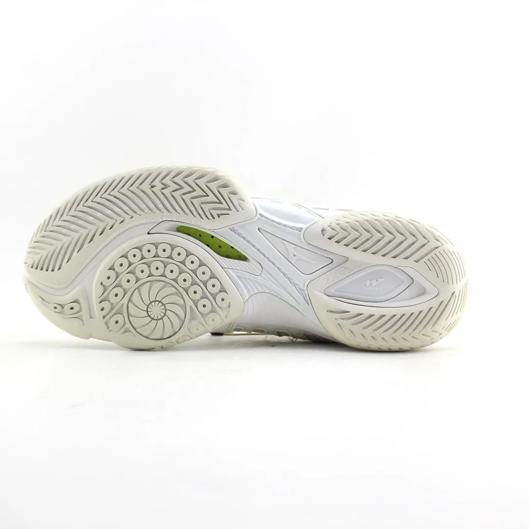 MIZUNO WAVE CLAW