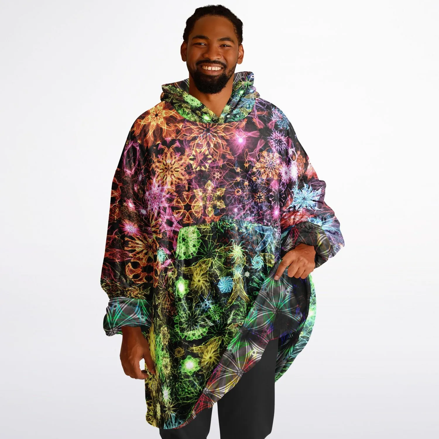 PSYCHEDELIC STARS AND FLOWERS Reversible Snug Hoodie - YANTRART