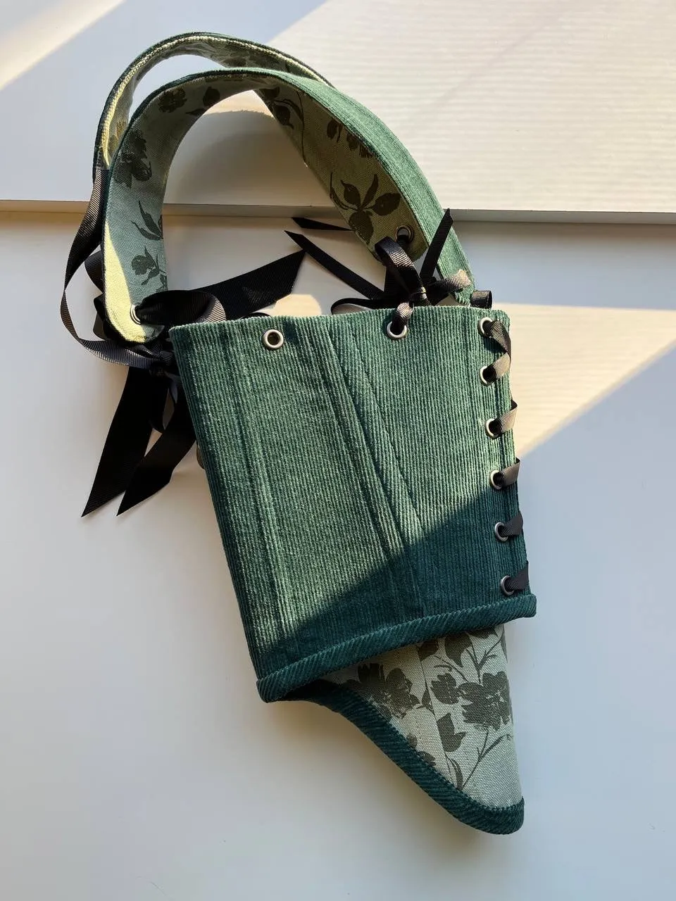 Reversable corduroy Pine green/floral underbust corsage  size S/M