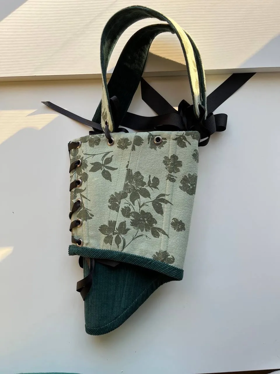 Reversable corduroy Pine green/floral underbust corsage  size S/M