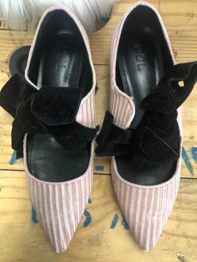 Ribbed, Velvet and Tied in A Bow