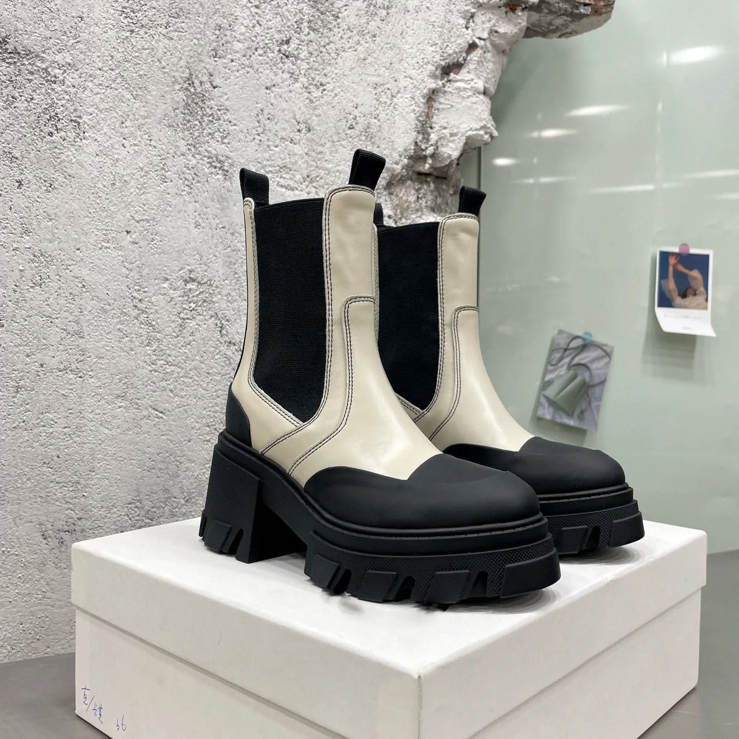 Thick Sole Hight Increasing Chelsea Boots Women Real Leather Mixed Colors Martin Boots Round Toe Elastic Band Ankle Boots