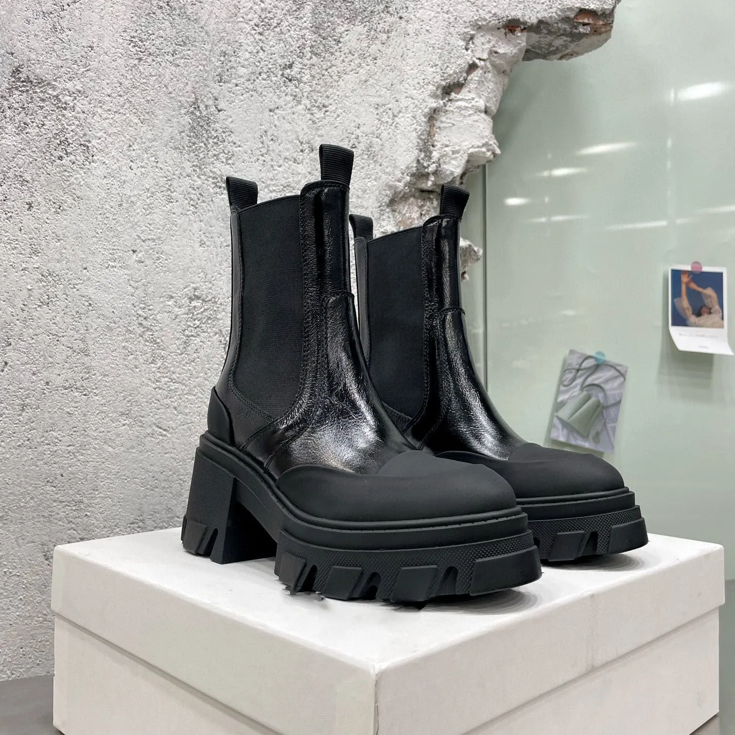 Thick Sole Hight Increasing Chelsea Boots Women Real Leather Mixed Colors Martin Boots Round Toe Elastic Band Ankle Boots