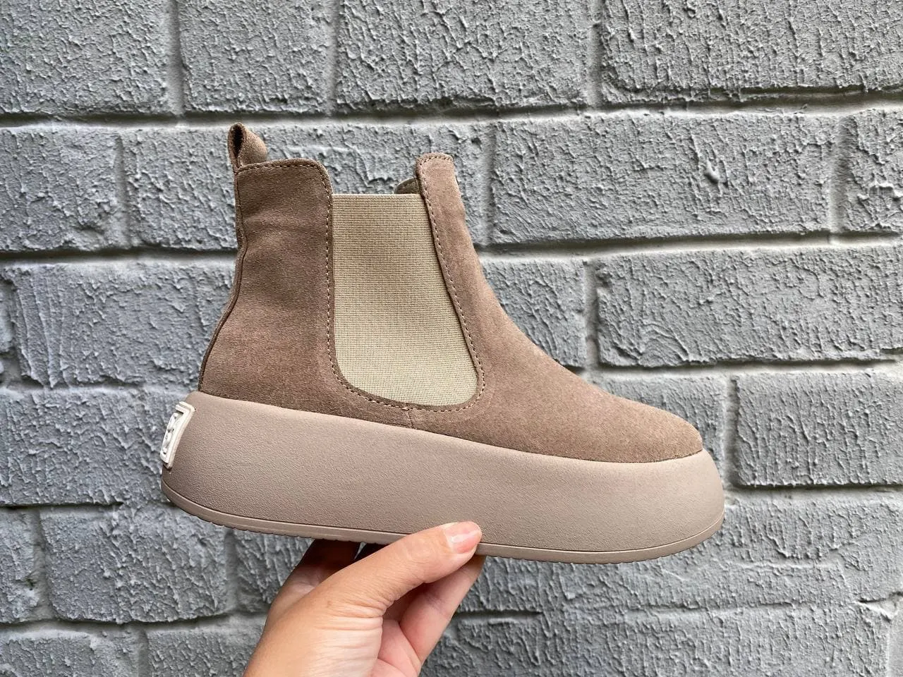 Women Demi-season Suede Chelsea Boots Beige