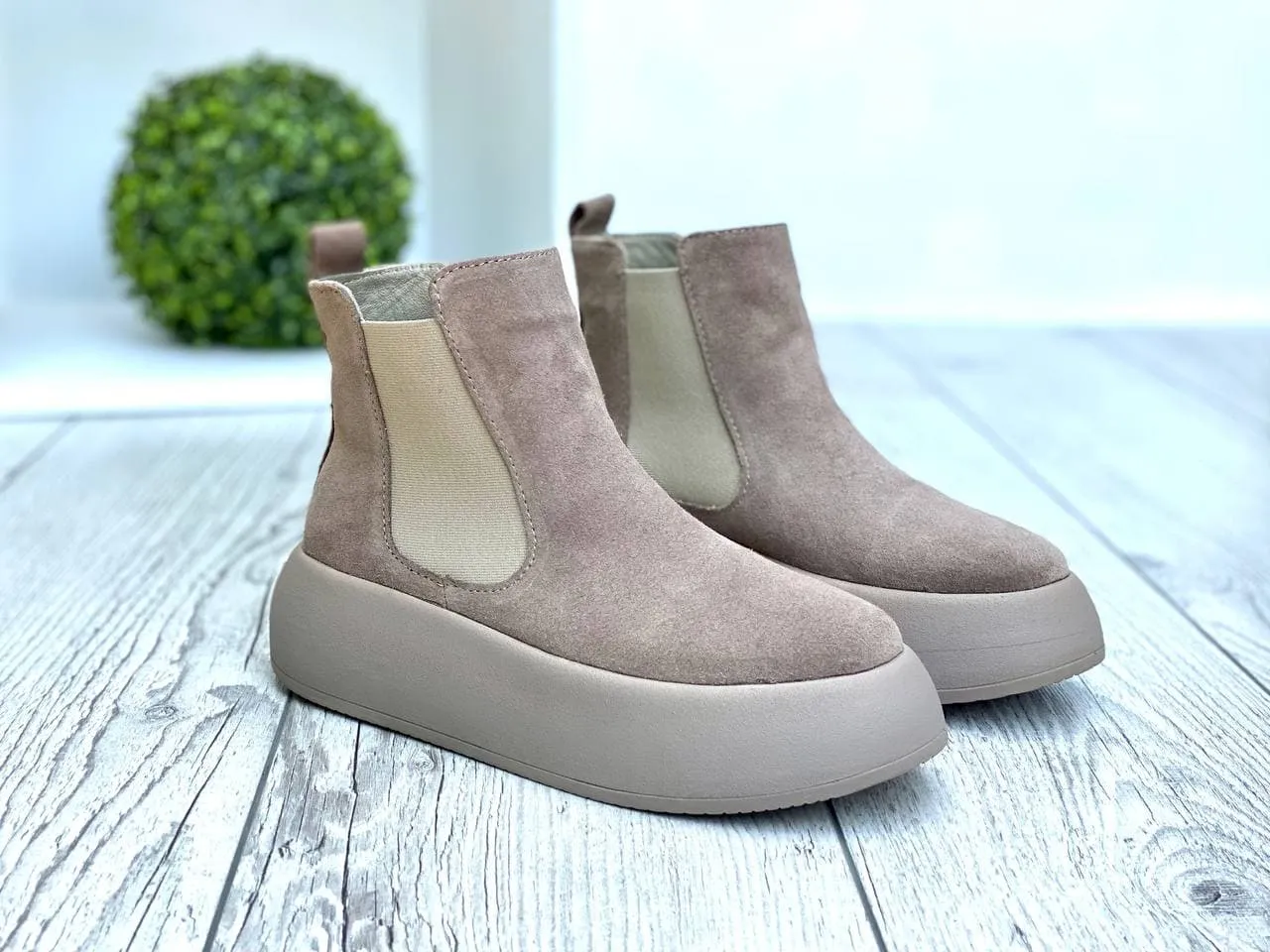 Women Demi-season Suede Chelsea Boots Beige